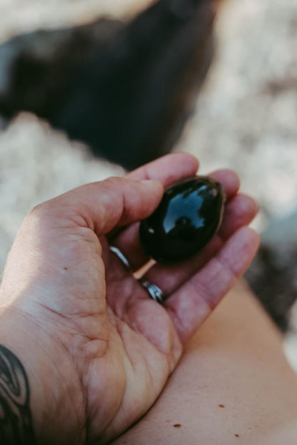 Nephrite Jade Æg - GIA certificeret